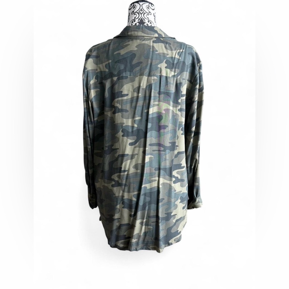 Z Supply Camo Matching Set 🌿 (Top M / Shorts L) - Picture 4 of 9